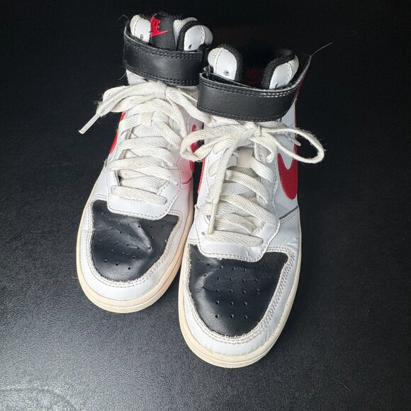Nike Boys COURT BOROUGH MID 5 Youth CD 7782-110 White/University Red/Black Shoes - Picture 3 of 8